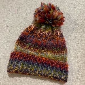 Super soft, rainbow soft Pom Pom Beanie - Forever 21